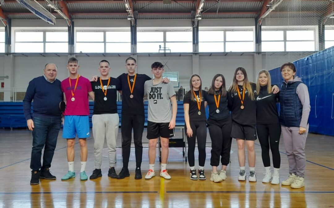 ŠKOLSKO NATJECANJE U STOLNOM TENISU